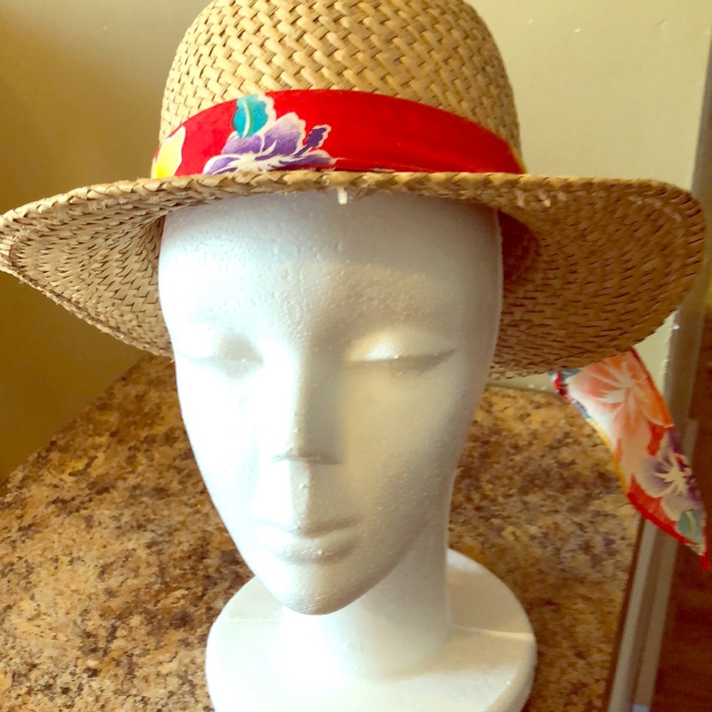 Straw hat